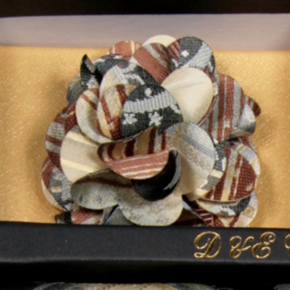 Daniel Ellissa Cream Black Bow & Neck Tie 6 Set - Picture 3 of 6